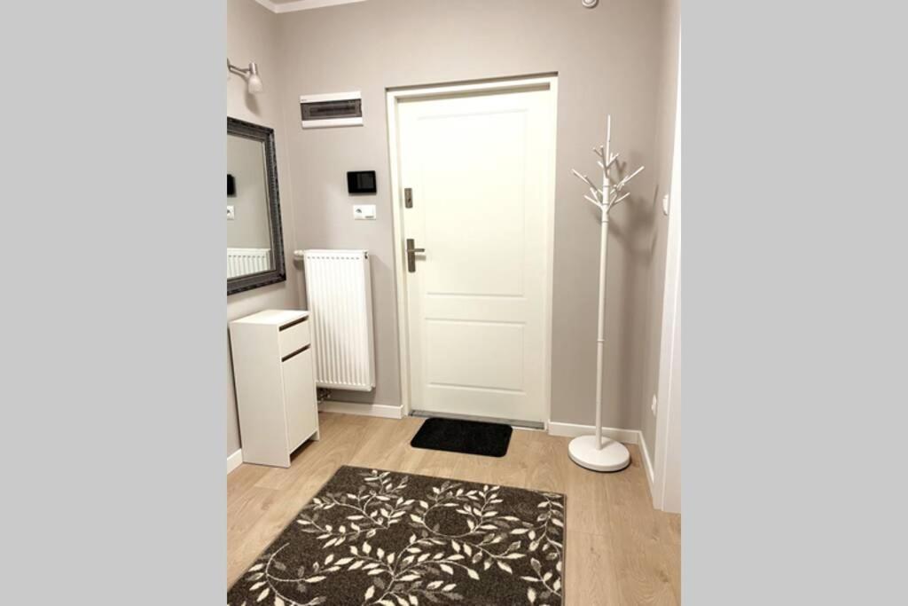 Modern Apartment In Tarnów Exterior foto